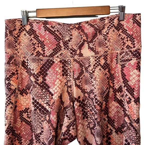 Old Navy Active Elevate 7/8 High Waist Pocket Legging Women’s 2X Reptile Pink - Picture 3 of 8